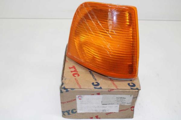 CLIGNOTEUR AVANT DROIT AUDI 100 9/1982-12/1990  ( PIECE NEUVE ) - Vue 1